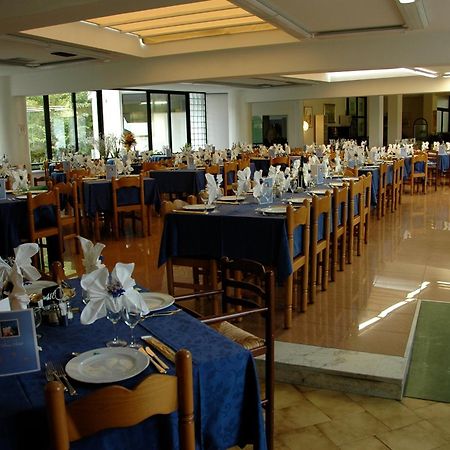 Hotel Beau Soleil Cesenatico Esterno foto